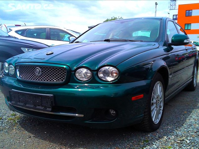 Jaguar X-Type